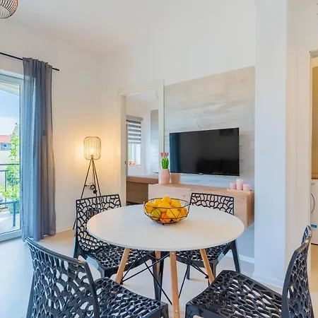Apartments Ivanka Cres Exterior photo