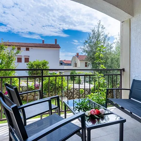 Apartments Ivanka Cres Exterior photo